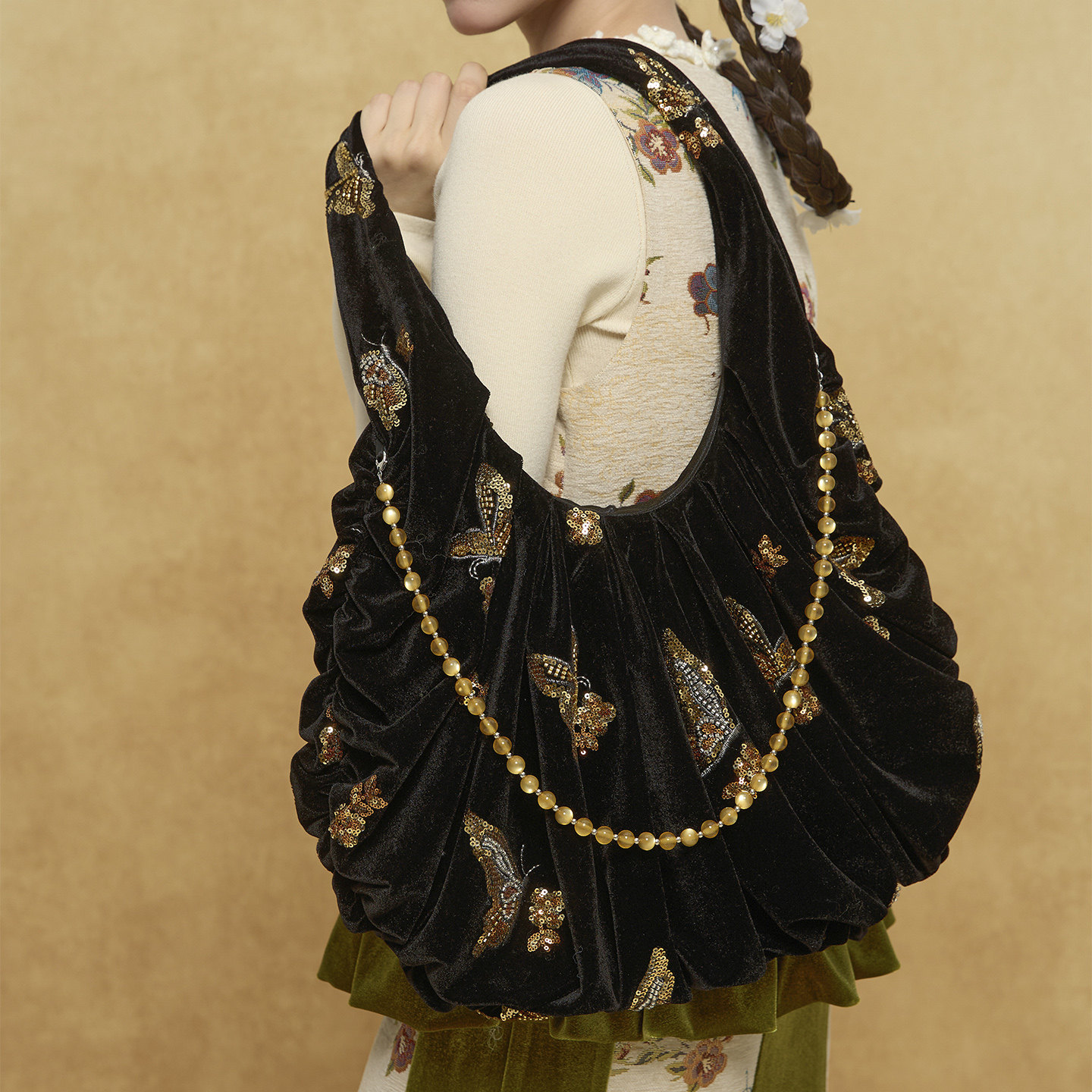 尾鸢录25秋冬新款原创国风鎏金蝴蝶刺绣丝绒托特包单肩新中式,淘宝优惠券,粉丝福利购,淘宝优惠卷