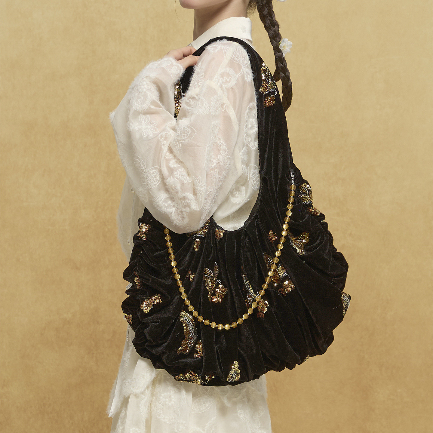 尾鸢录25秋冬新款原创国风鎏金蝴蝶刺绣丝绒托特包单肩新中式,淘宝优惠券,粉丝福利购,淘宝优惠卷