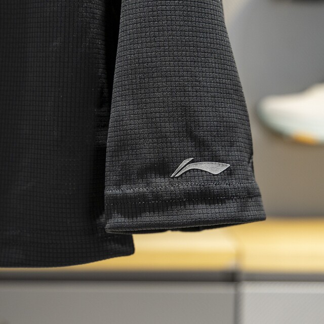 Li Ning men's round neck loose long sleeve T-shirt