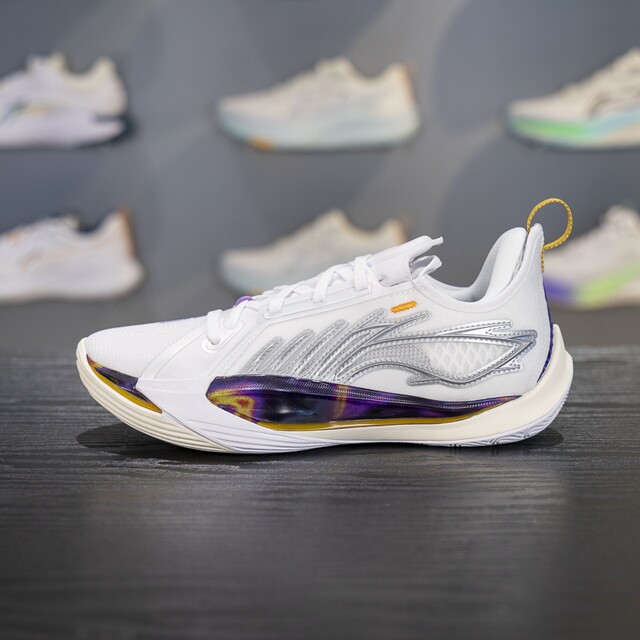 Li-Ning all-season shock-absorbing, rebound and breathable basketball shoes