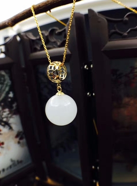 18k金天然项链羊脂白玉吊坠