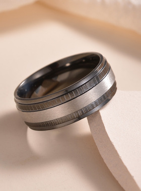 压花台阶沙面双色钛钢戒指