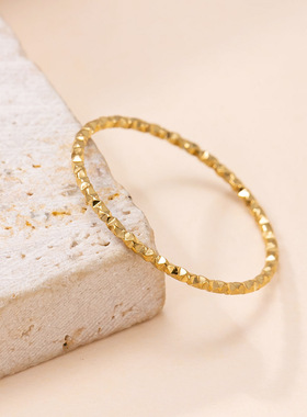 日韩简约极细波浪纹理戒指 小众设计不锈钢素圈戒指镀18K金手饰品