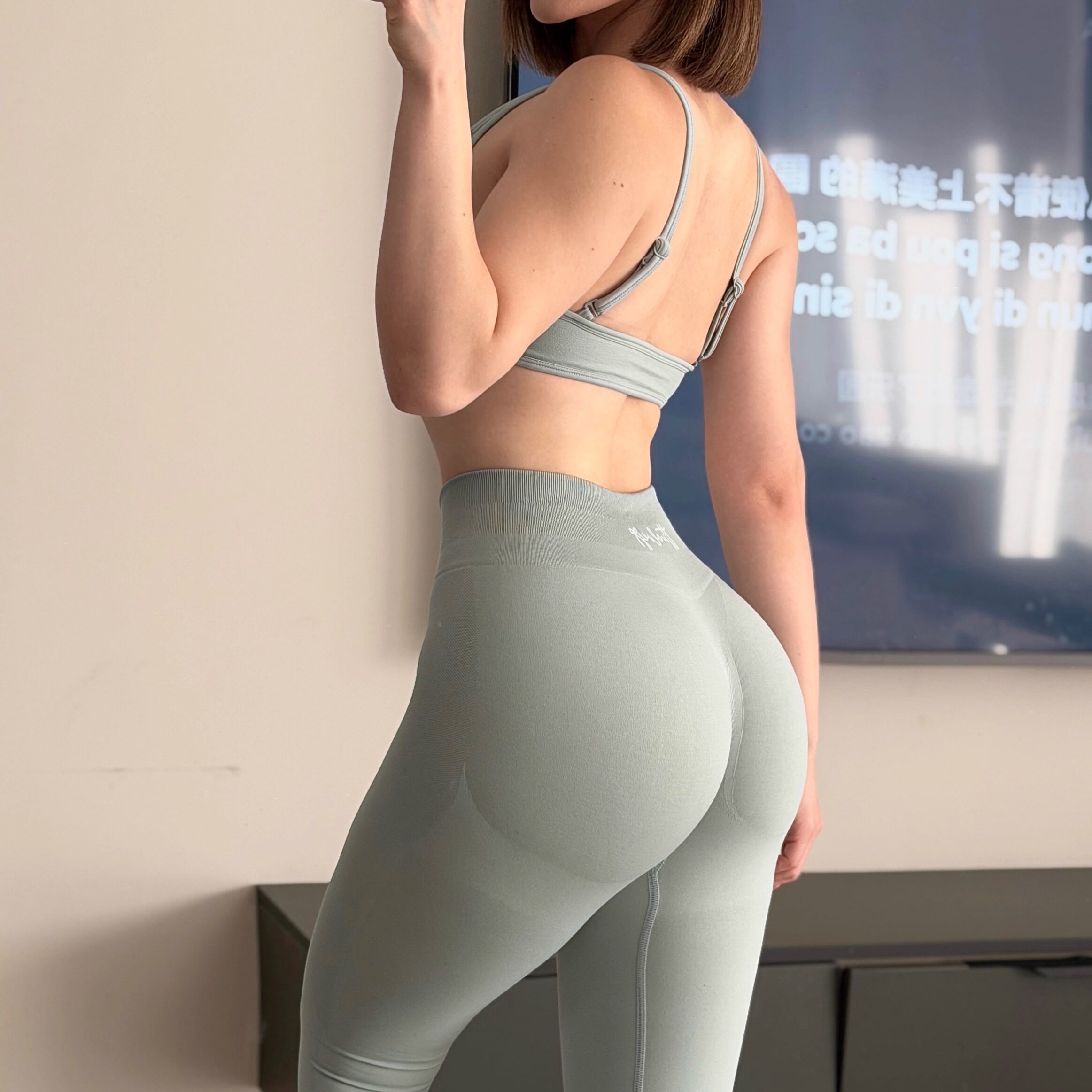 TT WOLVES 原创超显臀阳离子无缝中腰健身套装 长裤提臀瑜伽裤 X6,淘宝优惠券,粉丝福利购,淘宝优惠卷