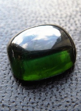 【寂寞五岁】枕形 绿碧玺戒面裸石2.7ct