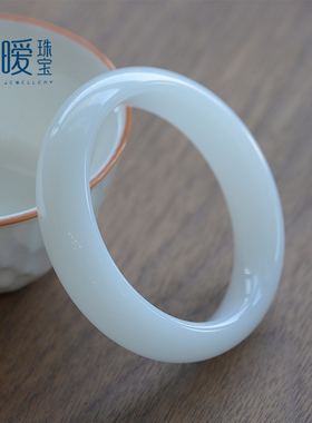 和田玉平替手镯奶白色琉璃镯女款