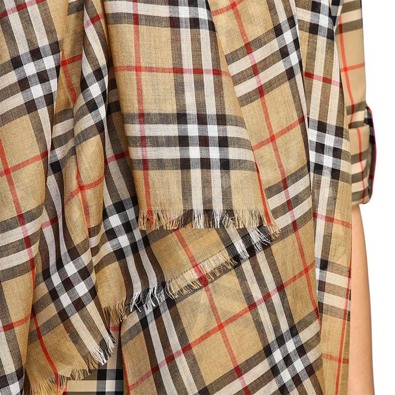 正品burberry /巴宝莉女士格纹披肩 怀远海外T恤