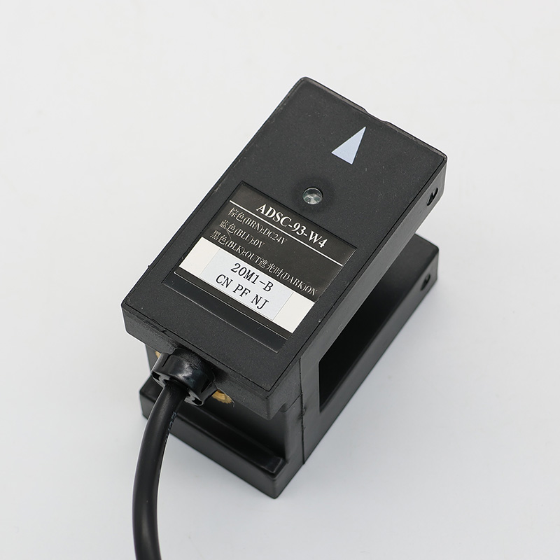 电梯平层感应器ADS-81-W3 83-W3 ADSC-91-W3 93-W3光电适用富士达 - 图1