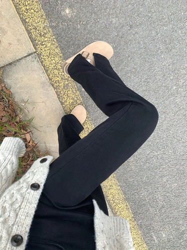 黑色开叉牛仔裤女秋冬新款胖妹妹mm高腰直筒弹力显瘦梨型身材裤子 - 图1