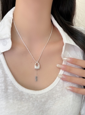 unbeaten轻奢锁包流苏锁骨链女