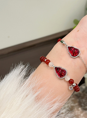 红色锆石水滴吊坠项链