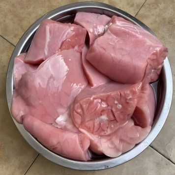 Fresh frozen pork lungs fresh black pork