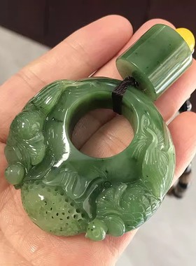 精雕连年有余满绿大气指环男女盘玩手把件新疆和田玉碧玉扳指戒指