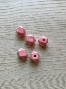 亚克力彩色不规则多面体方形珠子多巴胺几何形体手工串珠配件diy