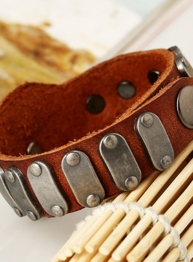 跨境饰品厂家直供复古朋克风牛皮手链个性潮流男士手环欧美配饰