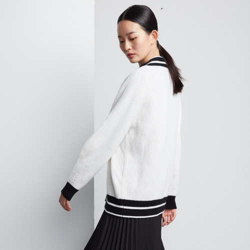 雪莲羊绒开衫V领女士羊毛时尚针织毛衣保暖加厚外套秋冬新款 - 图2