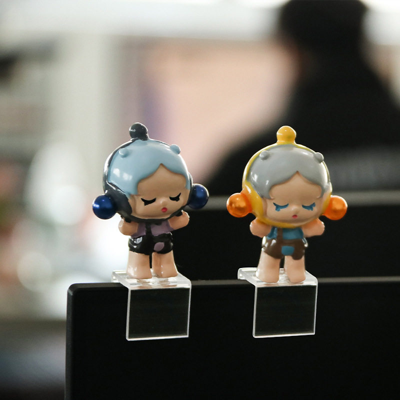 适用拉布布车载显示屏摆件适用于特斯拉中控台娃娃滑动支架汽车装,淘宝优惠券,粉丝福利购,淘宝优惠卷