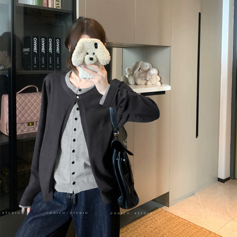 假两件撞色哺乳上衣秋冬大码针织开衫显瘦辣妈款外出喂奶长袖毛衣 - 图1