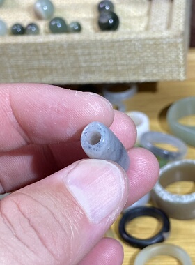 和田玉籽料白青花一线天随型玉管勒子配饰老光工艺复古风藏式配珠