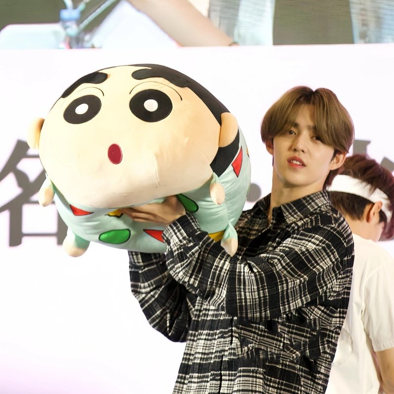 蜡笔小新超大玩偶抱枕公仔毛绒睡衣绵羊团团抱睡觉崔胜澈山姆同款,淘宝优惠券,粉丝福利购,淘宝优惠卷