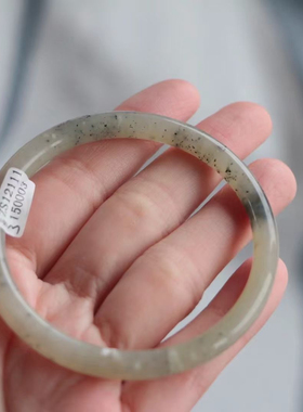 和田玉手镯圈口58证书编号50003新疆且末料和田玉火龙果点墨青花