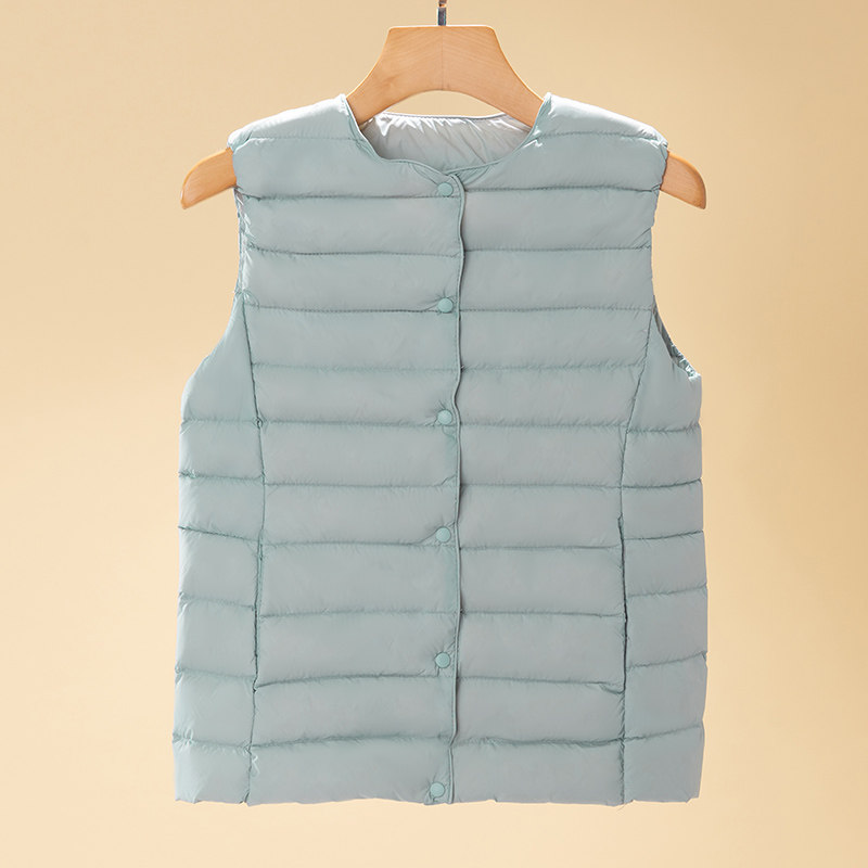  娇兰恋服饰羽绒服