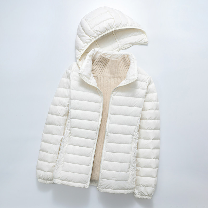  娇兰恋服饰羽绒服