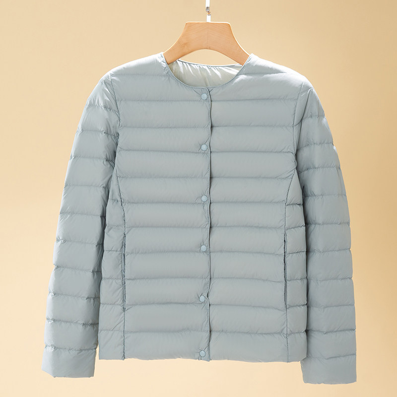  娇兰恋服饰羽绒服