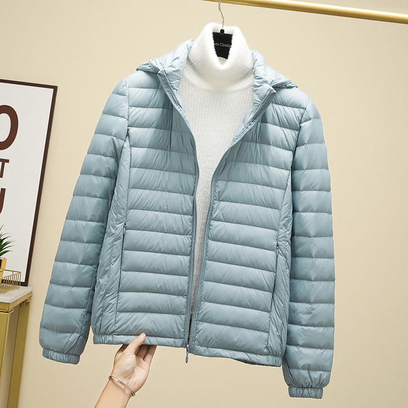  娇兰恋服饰羽绒服