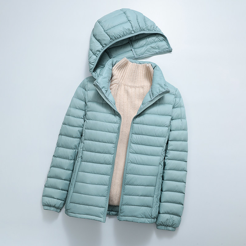  娇兰恋服饰羽绒服