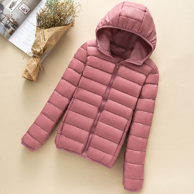  娇兰恋服饰羽绒服