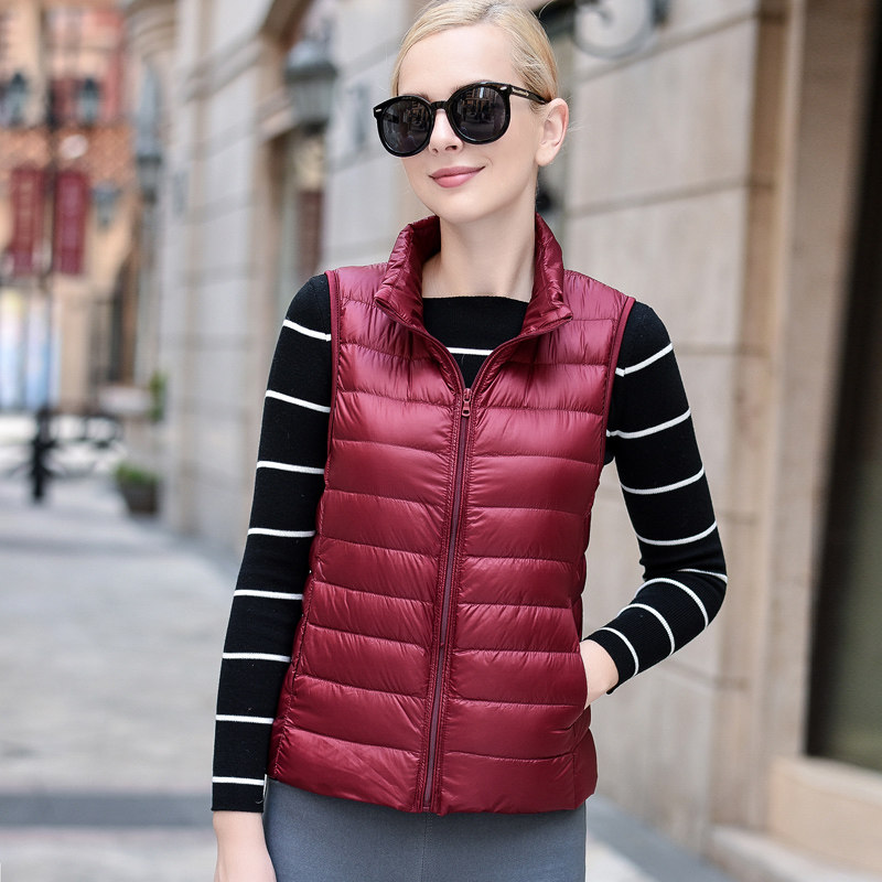  娇兰恋服饰羽绒服