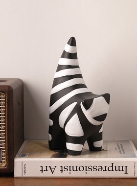 黑白条纹猫摆件艺术家居装饰品