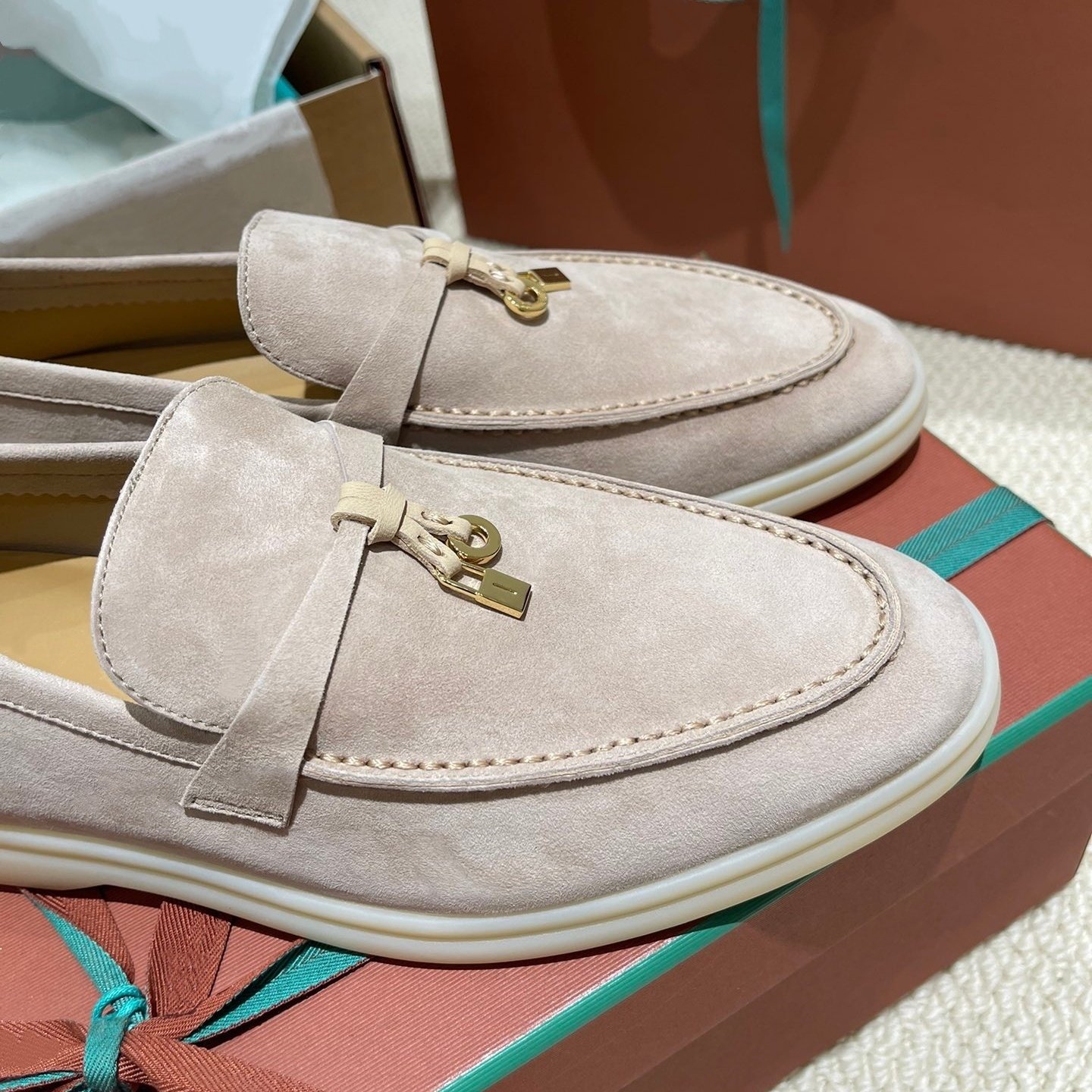 超软~老钱风lp乐福鞋女休闲平底英伦流苏扣真皮懒人一脚蹬单鞋,淘宝优惠券,粉丝福利购,淘宝优惠卷