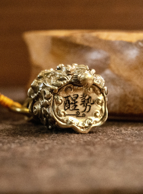 醒狮吊坠青炙铜银镶嵌国风萌又飒