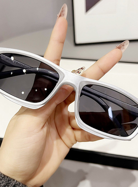 太阳镜女2026年新款大脸显瘦墨镜男防紫外线强光网红同款眼镜ins