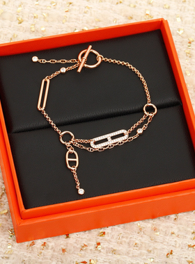 养马人 新款猪鼻子垂坠链条式镶钻手链OT扣