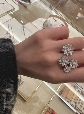 bvminc 莲花戒指 V金材质