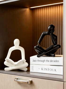 北欧抽象人物雕塑桌面摆件