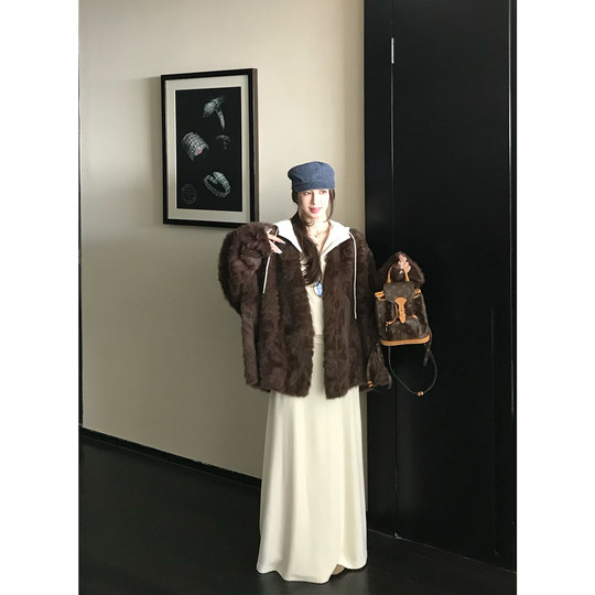 Eco-friendly Xiao Hu Sheep imitation fur coat plush and high-end feel