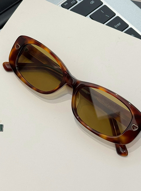 爱心装饰方形尼龙镜片时尚太阳镜