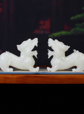 玉石貔貅摆件客厅玄关聚财工艺品