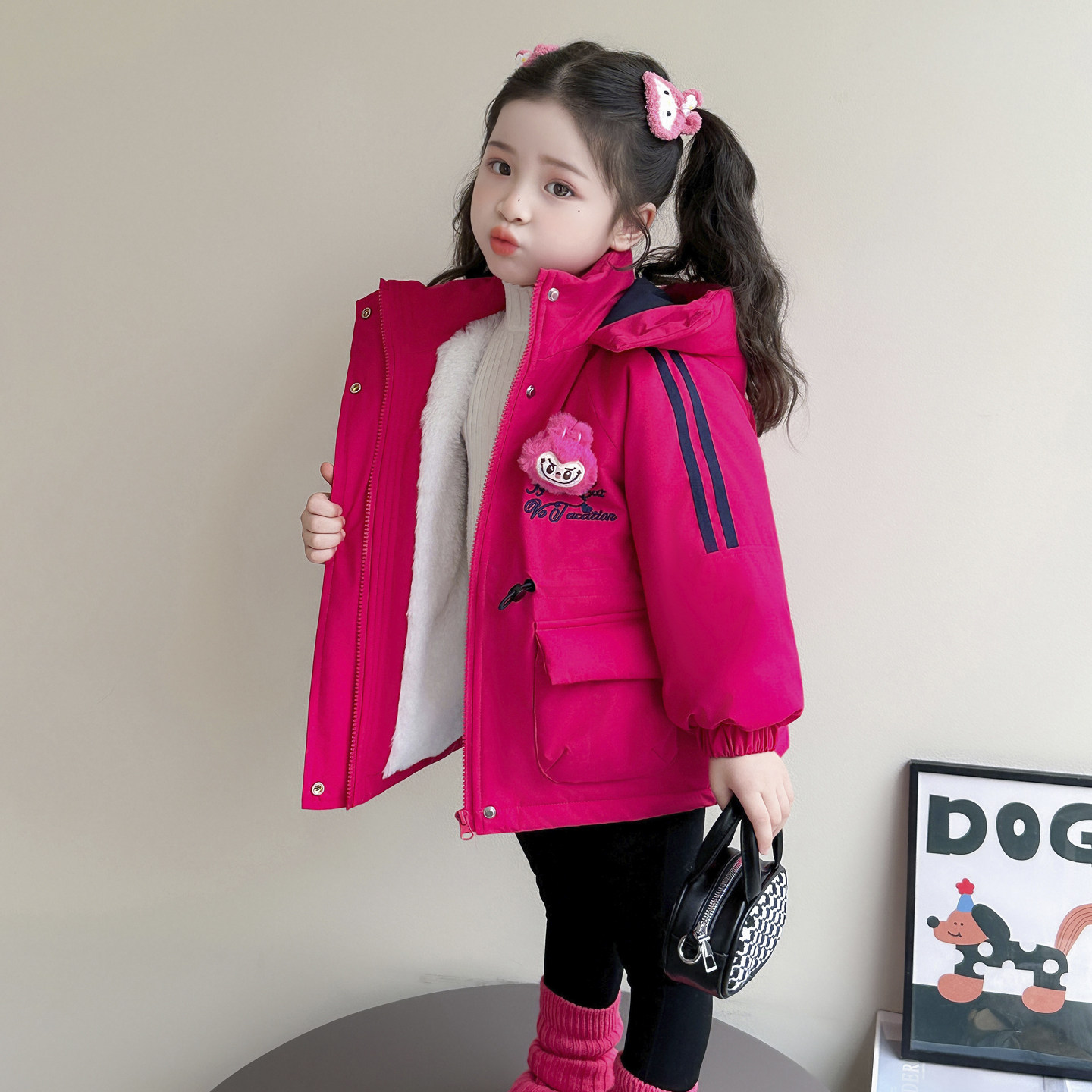 女童加绒外套冬装2025新款超好看儿童加厚冲锋衣女宝宝秋冬季棉服,淘宝优惠券,粉丝福利购,淘宝优惠卷