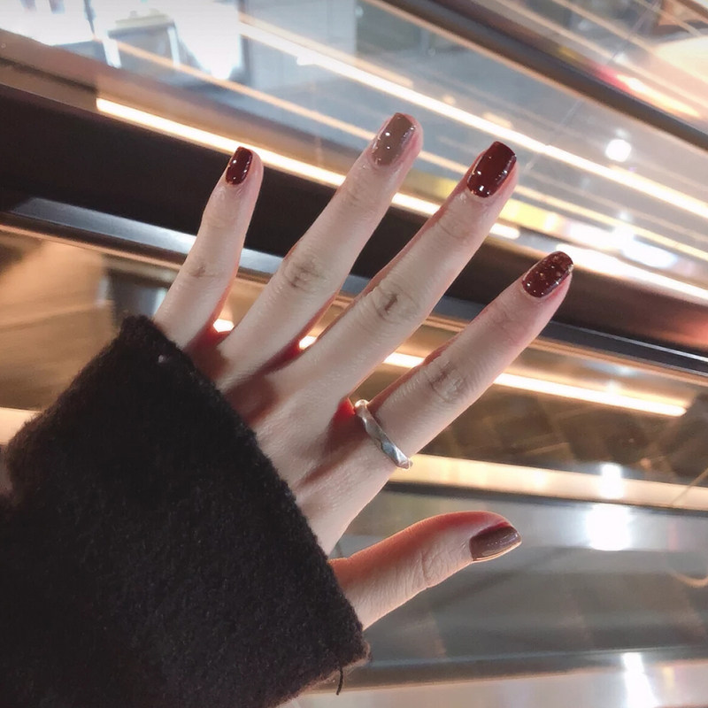 奕妃咖啡色指甲油胶2021款秋冬色焦糖显白网红色流行色光疗美甲胶