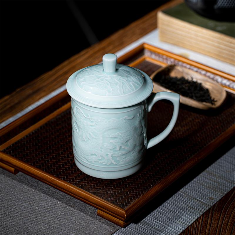 景德镇青瓷茶杯办公杯个人泡茶杯大容量龙纹陶瓷水杯泡茶带盖杯子