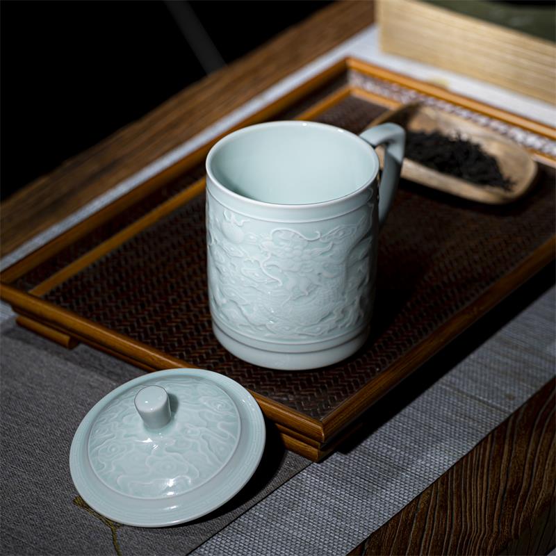景德镇青瓷茶杯办公杯个人泡茶杯大容量龙纹陶瓷水杯泡茶带盖杯子