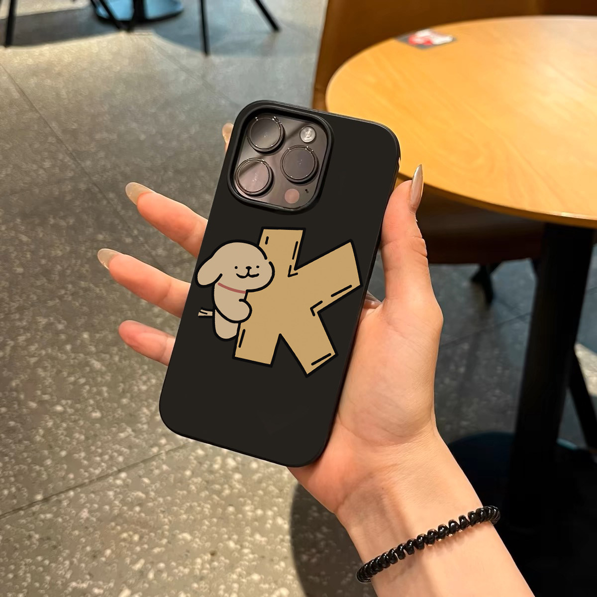 韩国小众个性情侣卡通狗狗手机壳适用苹果16promax新款iphone14亮黑色15pro硅胶13磨砂12男11超薄x全包防摔软
