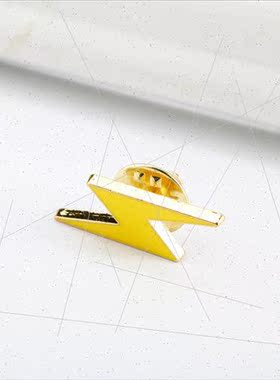 Personalized Minimalist ghtning Brooch Badge Men and Women S