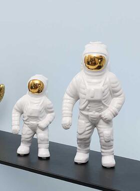 宇航员工作室太空人插花瓶装饰品