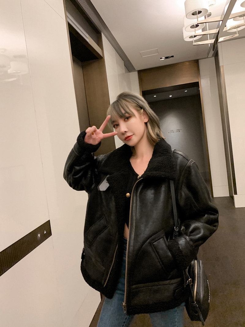 新款皮毛一体秋冬羊羔毛加绒机车服 吟娇短外套